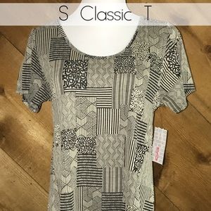 $10 Sale! LuLaRoe Classic Tee - New!
